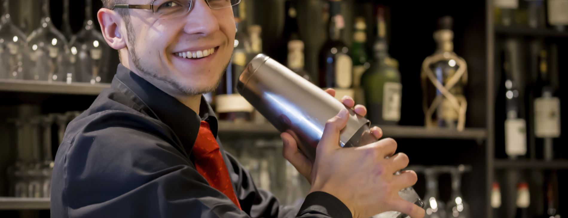 Bartender Antonio Stahl